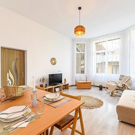 Mountain Oasis Apartment Sinaia Luaran gambar