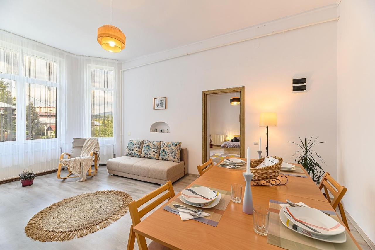 Mountain Oasis Apartment Sinaia Luaran gambar